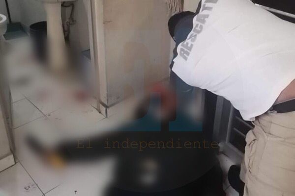 Pistoleros atacan caseta en Fraccionamiento de Zamora; hay un muerto y un herido
