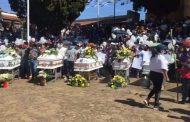 Entre dolor y llanto despiden a los 11 asesinados de Tarecuato