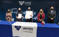 UNIVER e Ivonne Pantoja celebran convenio de colaboración para beneficio de estudiantes