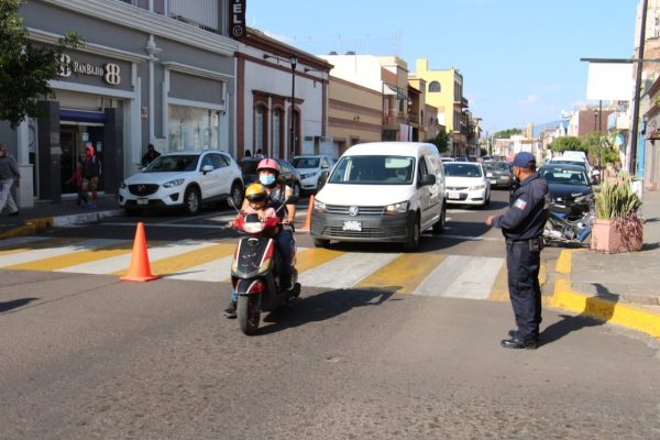 Retomarán revisión de motociclistas para garantizar uso de casco de protección