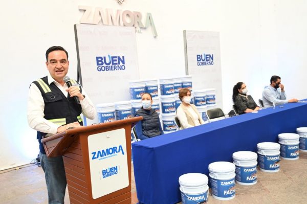 Gobierno de Zamora inició programa “Pinta tu Fachada”