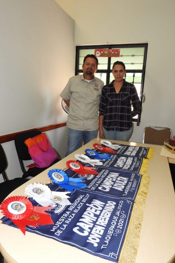 Apoya Isidoro Mosqueda a ganaderos y agricultores del municipio