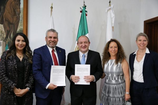 Firma Bedolla convenio con Unicef para impulsar acciones a favor de los infantes y adolescentes michoacanos