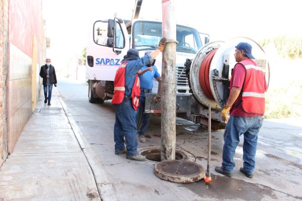 Continuarán los trabajos de limpieza en redes sanitarias del municipio: Sapaz