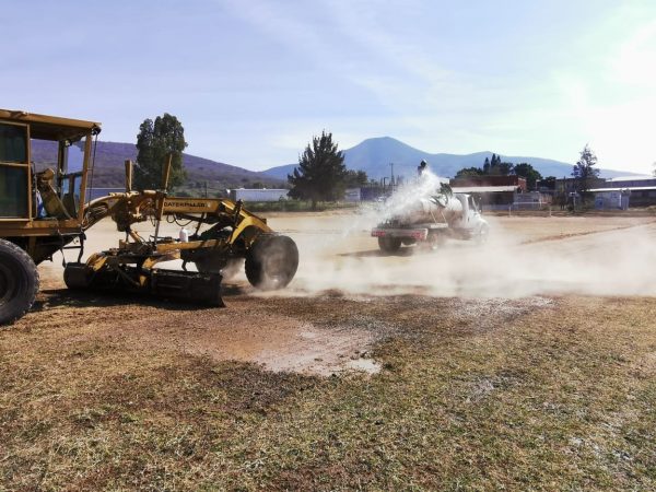 Gobierno de Zamora realiza obras en Chaparaco
