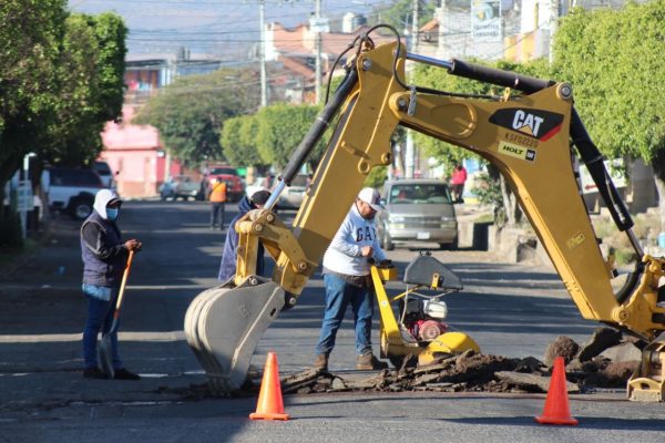 Un Gobierno para todos. Inicia Ayuntamiento de Tangancícuaro obra de rehabilitación en calle Dr. Miguel Silva