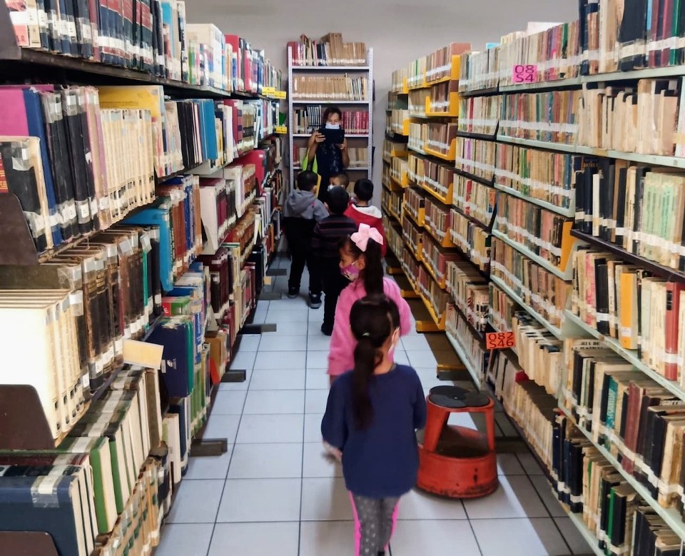 Reanudan visitas guiadas en biblioteca municipal “Manuel Martínez de Navarrete”