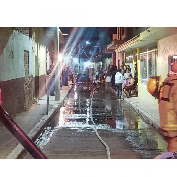 Abuela y sus dos nietos mueren atrapados durante incendio en Zamora