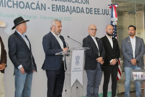 Unidos, Gobierno de Michoacán y Embajada de USA seguiremos impulsando el agro y el turismo: Bedolla
