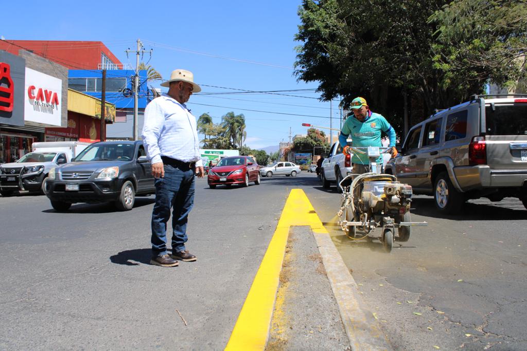 Balizan la ciudad de Zamora para evitar accidentes viales