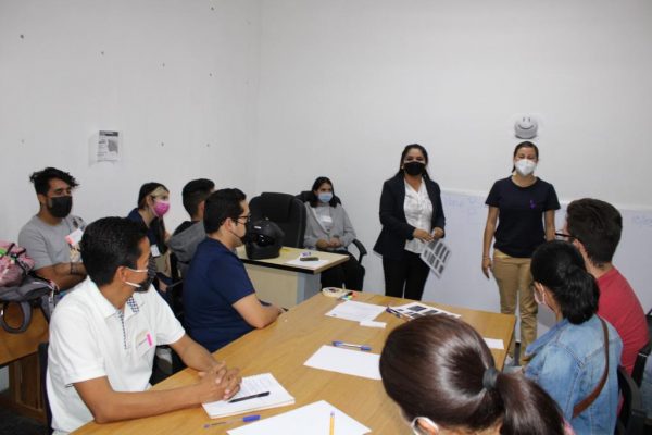 Realizan taller para buscadores de empleo en Zamora