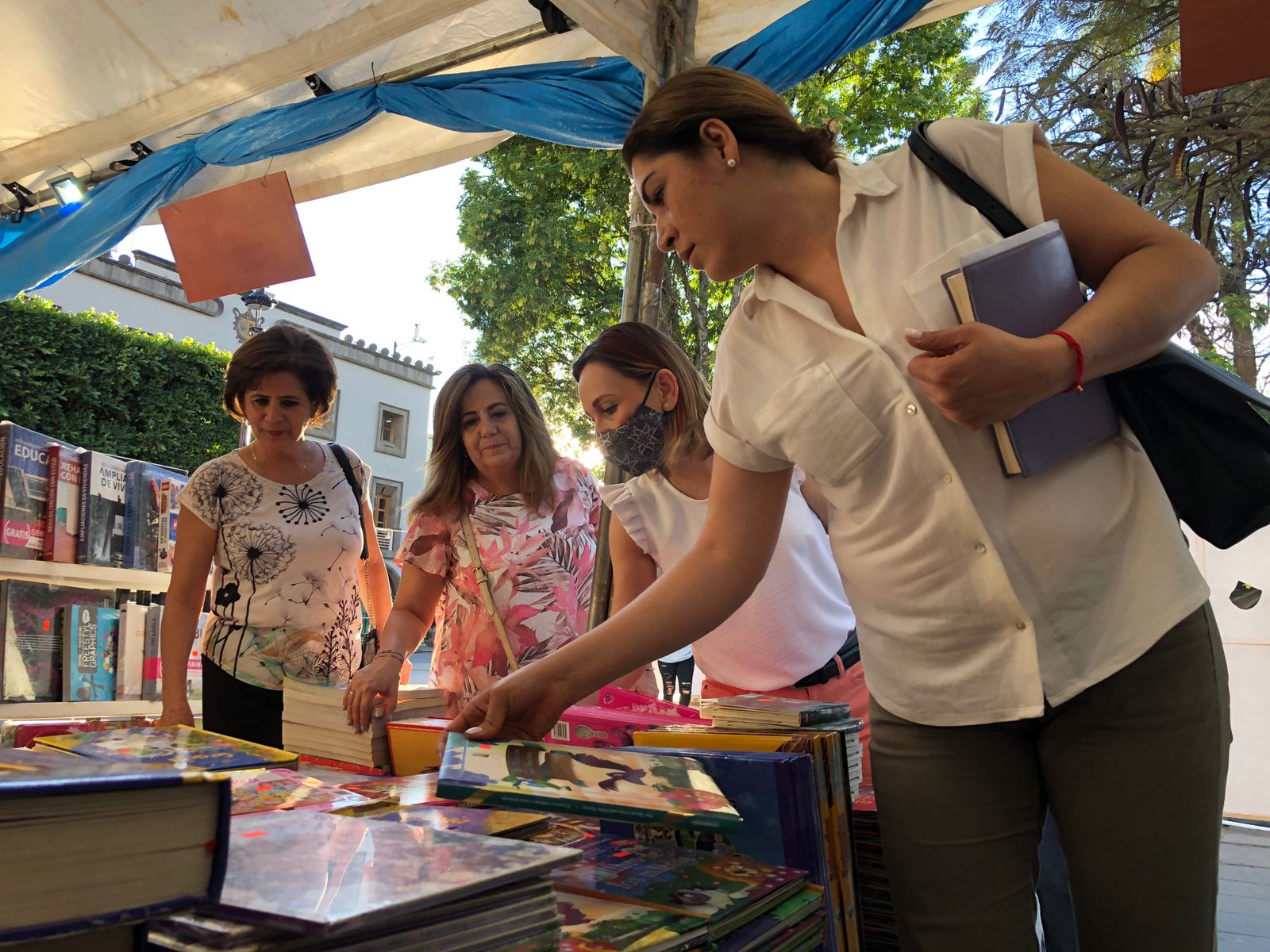 Inauguran 3a edición de la “Feria del Libro Zamora 2022”