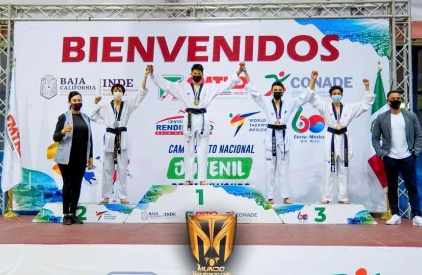 Logra deportista jaconense primer lugar en evento de artes marciales en Tijuana