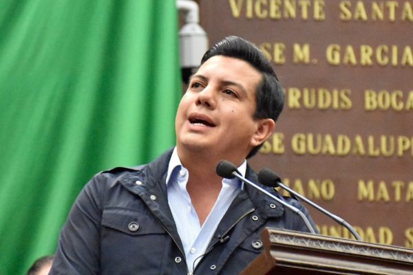 Necesario proteger desde la Constitución el ejercicio del periodismo en Michoacán