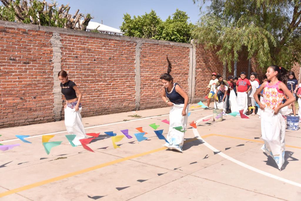 Participaron infantes en CEDECO Valencia por festejo alusivo al día del niño