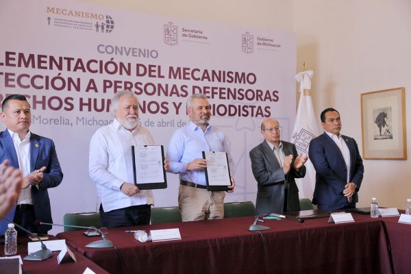 Gobiernos de México y Michoacán fortalecen protección a periodistas y defensores de derechos humanos