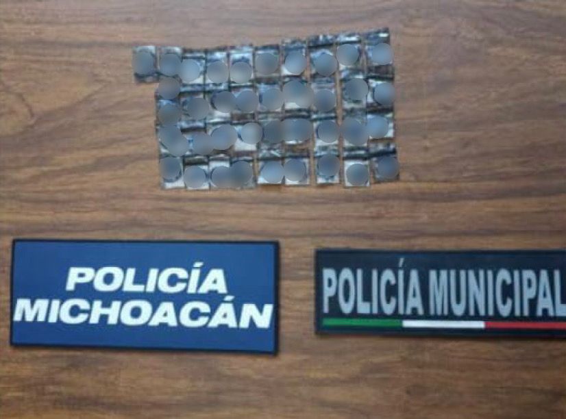 *En Blindaje Zamora, SSP y Policía local detienen a dos en posesión de 37 envoltorios de droga*