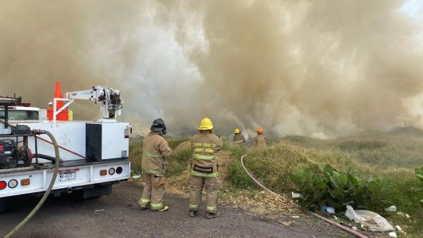 Protección Civil y Bomberos Municipales combatieron fuerte incendio en predio de la comunidad de la Rinconada