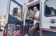 Entregó David Melgoza ambulancia y camión de bomberos a protección civil y bomberos