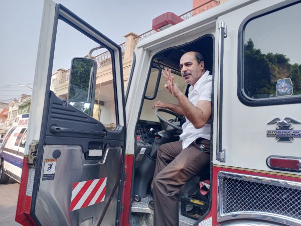Entregó David Melgoza ambulancia y camión de bomberos a protección civil y bomberos