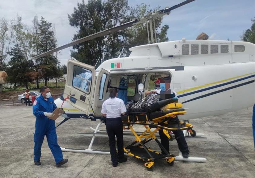 Servicios Aéreos traslada a mujer con complicaciones en el embarazo a nosocomio en Morelia