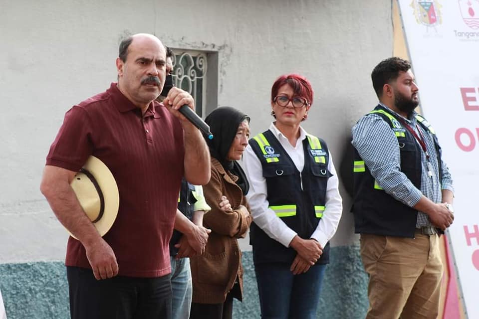 Dr. David Melgoza Montañez, presidente de Tangancícuaro, sigue entregando obras públicas 