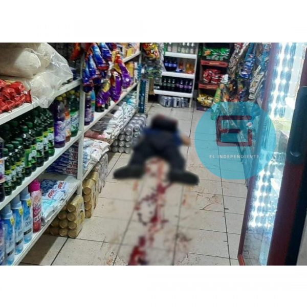 A balazos matan a un joven en tienda de Jacona