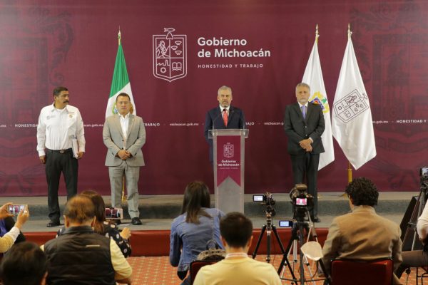 Gobierno de Michoacán invierte 7 mil 600 mdp en rehabilitación de carreteras