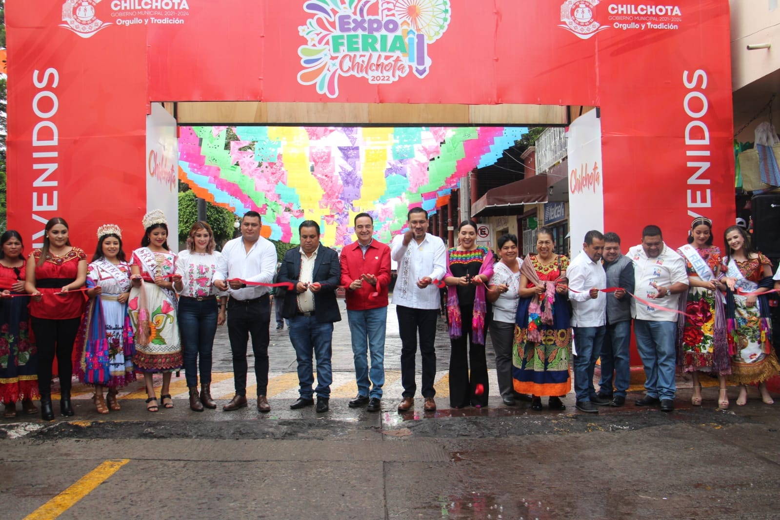 Con el pie derecho, Miguel Ramos inauguró la Expo Feria Chilchota 2022