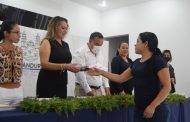 Gobierno de Ecuandureo entrega un millón de pesos a mujeres emprendedoras 
