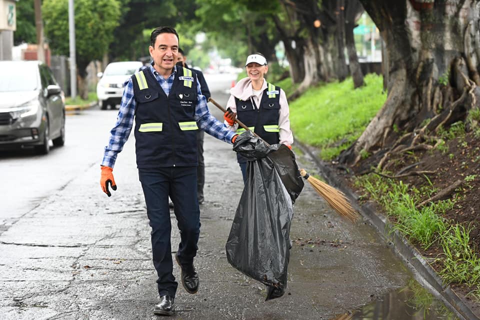 Presidente municipal Carlos Soto Delgado arranca programa operativo de limpieza