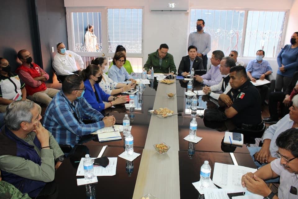 Presidente Carlos Soto anuncia apertura de bases de operación de Bomberos Municipales