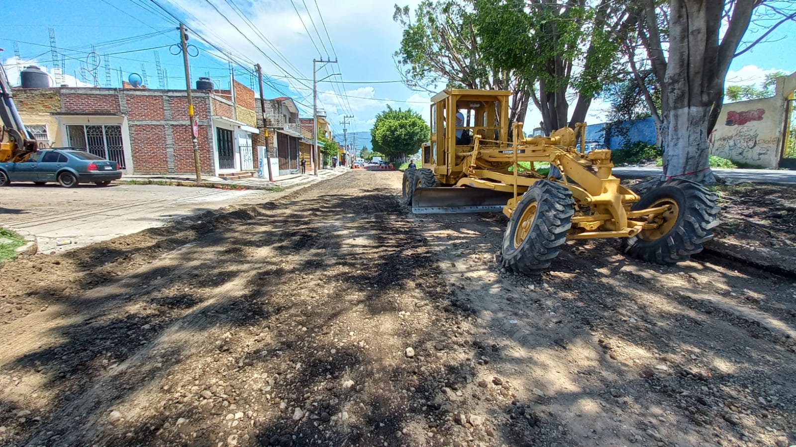 Inician trabajos de pavimentación en Avenida del Árbol