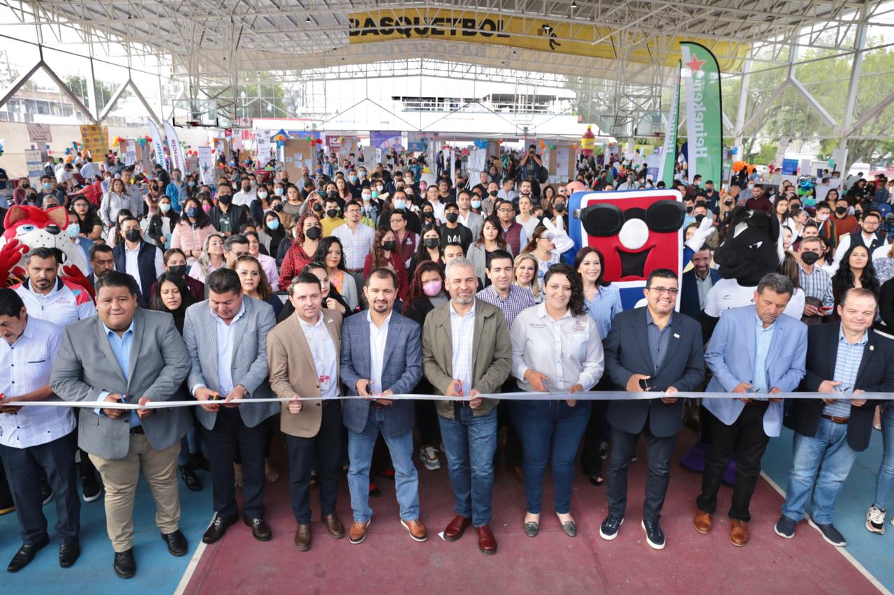 *Inaugura Bedolla Feria Nacional del Empleo para jóvenes michoacanos*