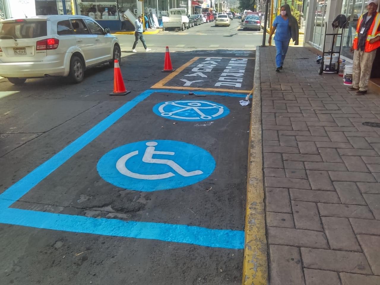 Zamora implementa nuevos balizamientos en áreas especiales inclusivas.
