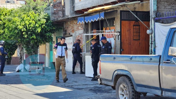A balazos matan a comerciante dentro de su negocio de micheladas, en Zamora
