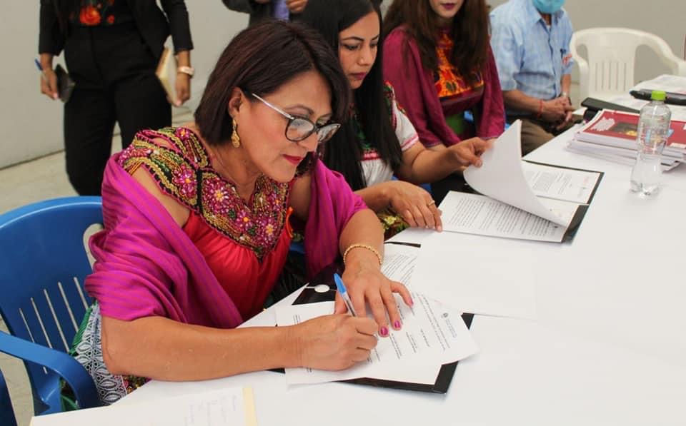 La síndico municipal Margarita Arellano contreras clausura de forma exitosa el proyecto regional “Eráxamani Anapu Uárhi” en pro de los derechos de las mujeres purépechas