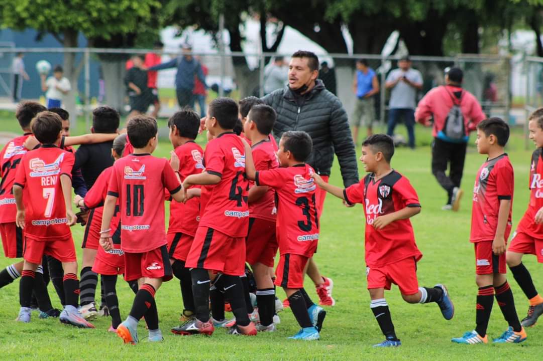 Linces Zamora exporta talentos a equipos profesionales de la liga MX
