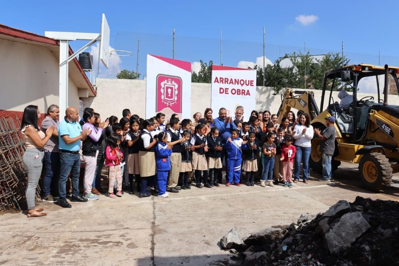 Arranca la obra de techumbre en la escuela primaria Lázaro Cárdenas de Jacona