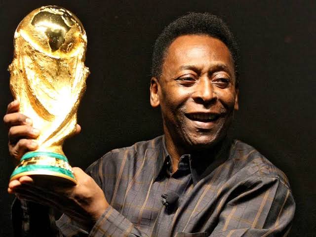 ¡Adiós al Rey! Muere Pelé a los 82 años