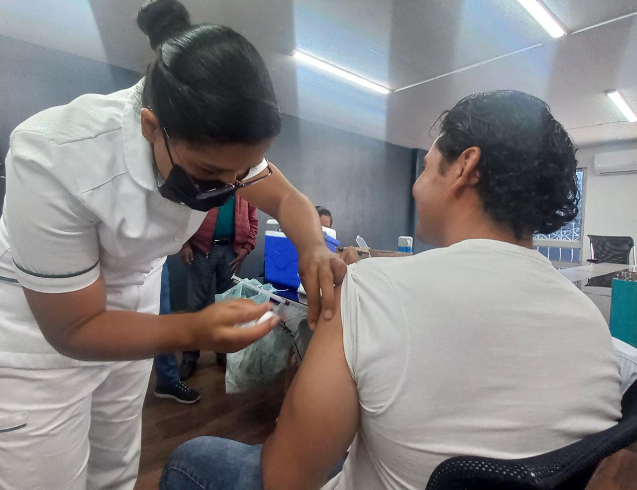 Disponibles aún vacunas contra la influenza en el Centro de Salud Valencia