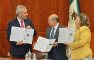 Asiste Bedolla a Informe del Poder Judicial de Michoacán 2022