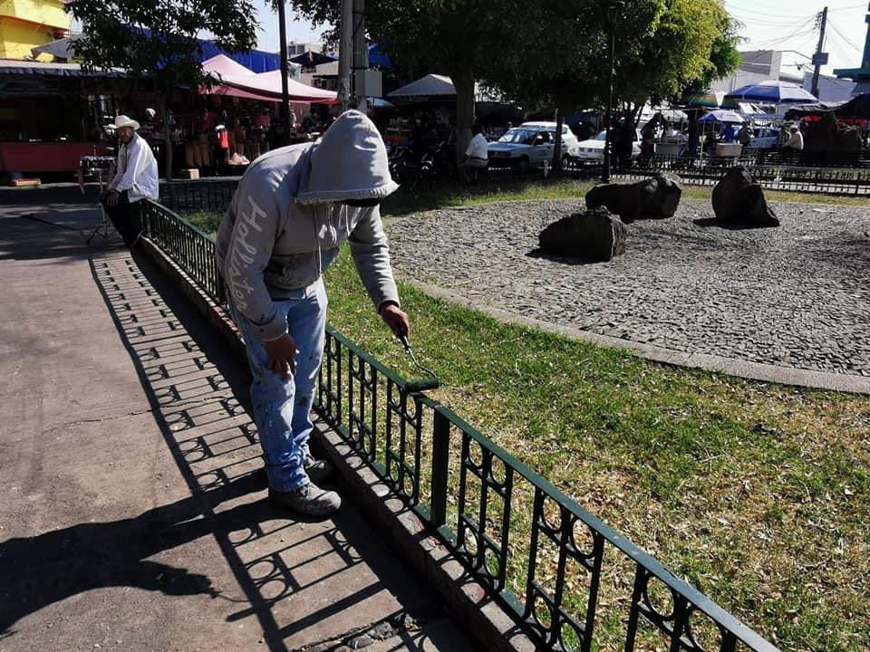 Realizaron mantenimiento en parque “Alfonso García Robles” cerca de Mercado Hidalgo