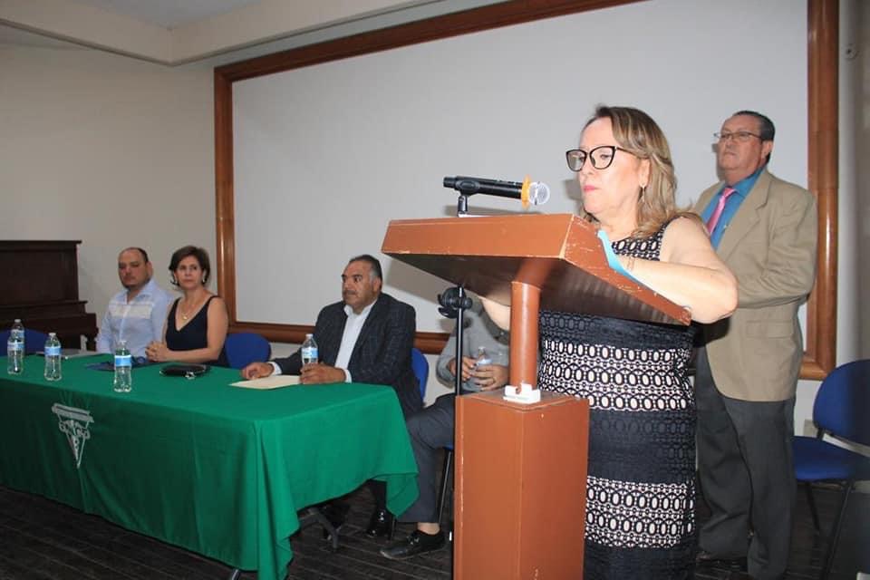 Alma Eugenia Fernández tomó protesta como presidenta del Colegio Michoacano de Cirujanos Dentistas