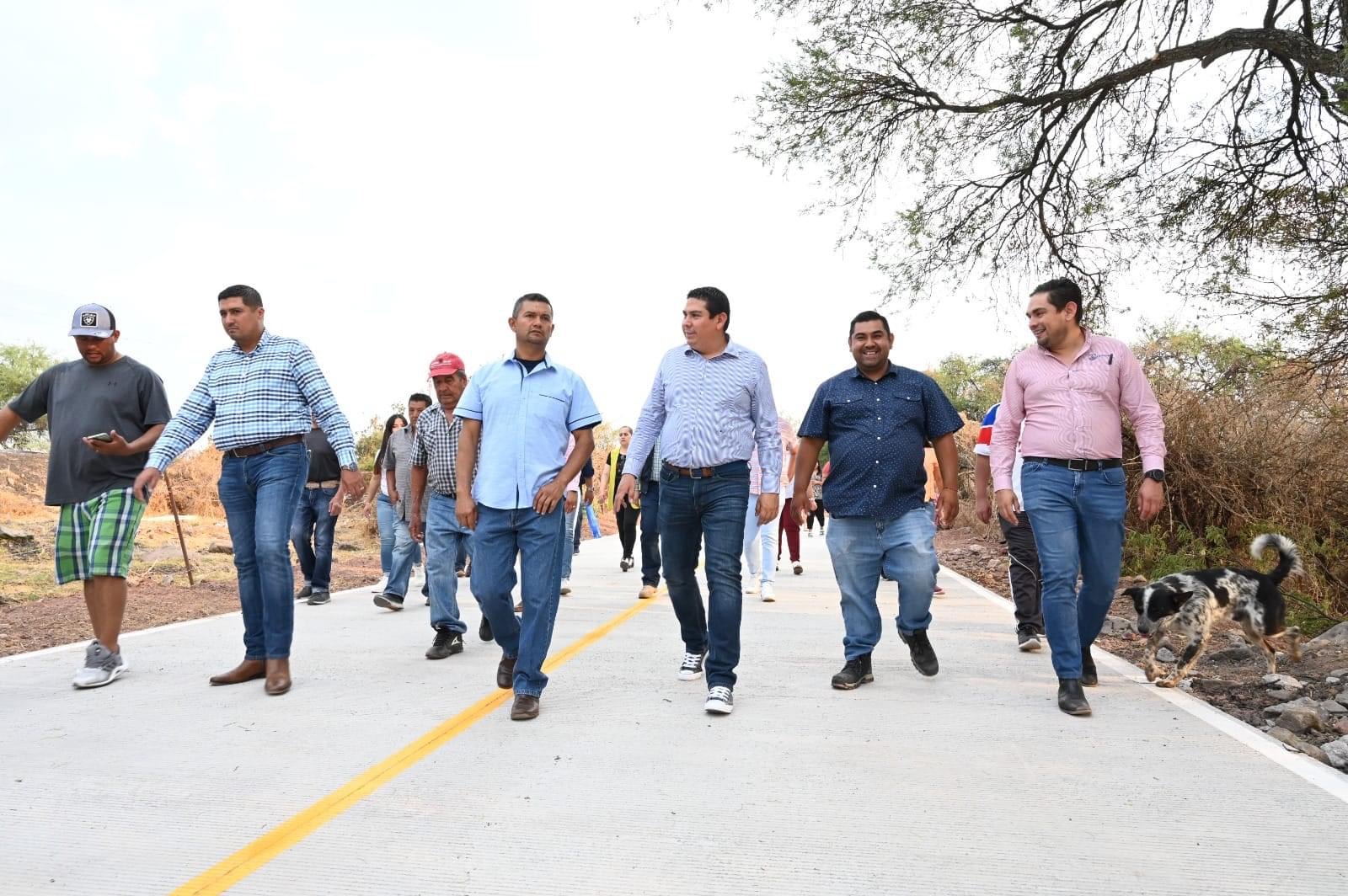 Obras de dignificación vial en distintos puntos del municipio de La Piedad