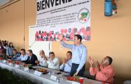 Carlos Soto se reunió con productores agrícolas