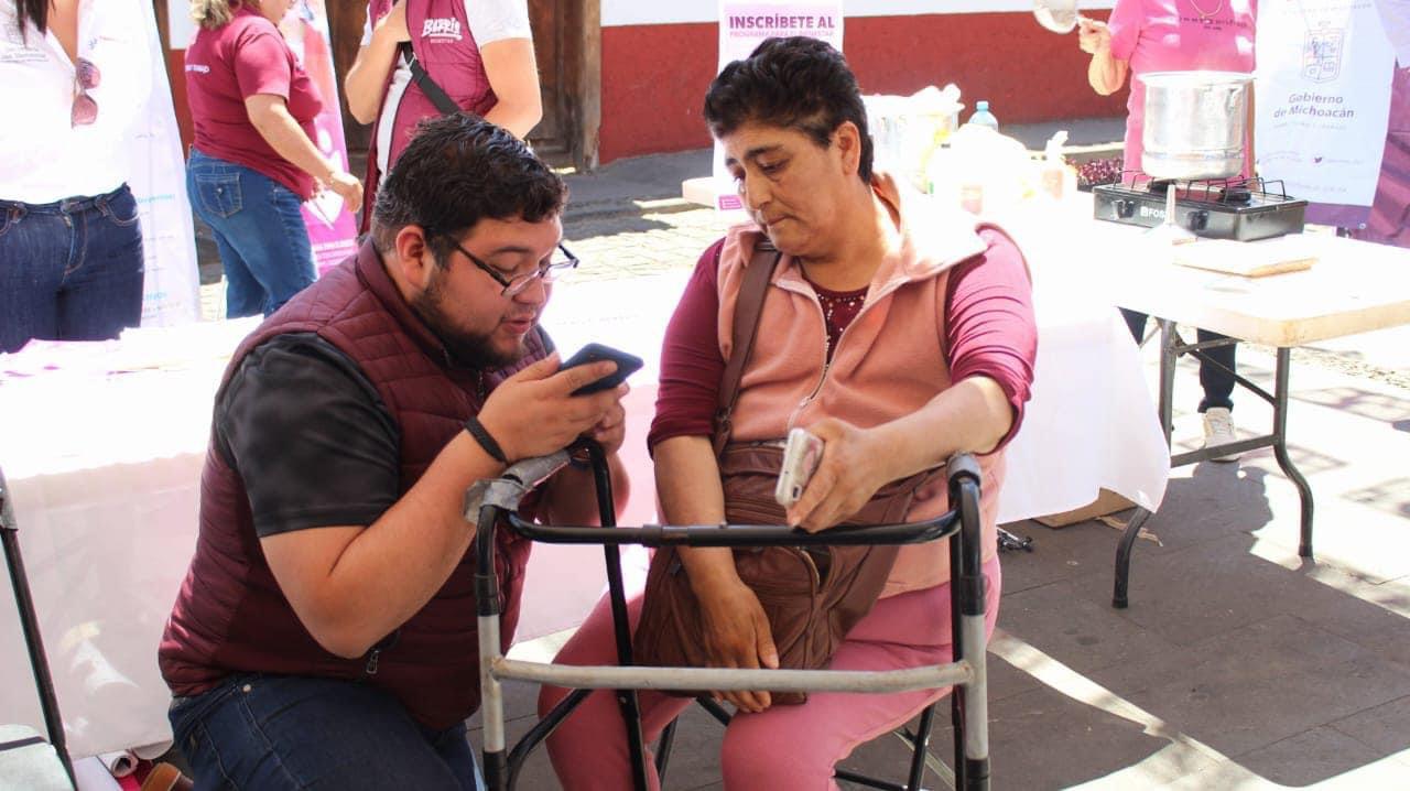 Reciben 46 mil michoacanos con discapacidad pensión de por vida: Sedebi