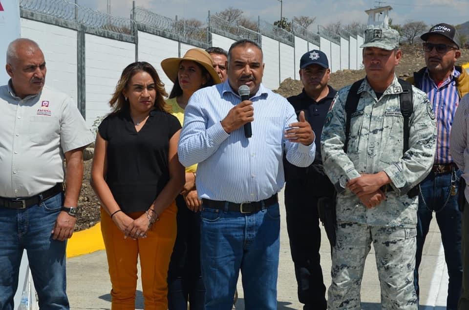Alcalde Isidoro Mosqueda inaugura acceso a la Guardia Nacional