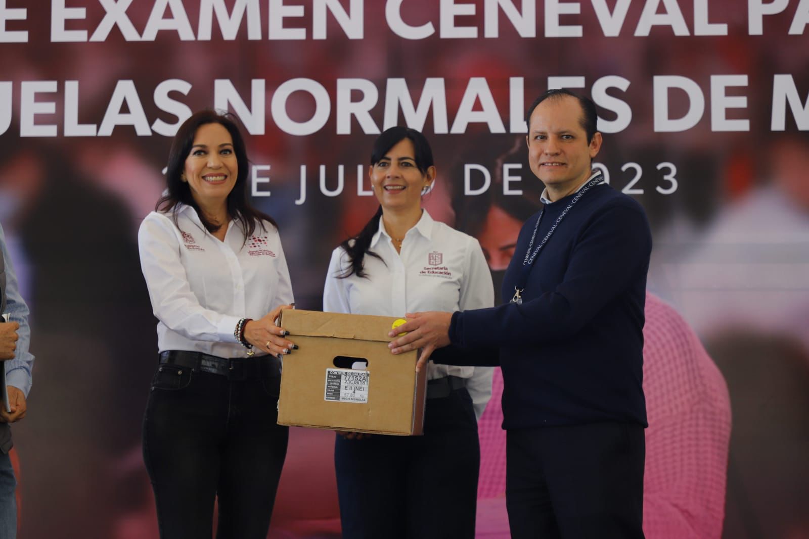 En orden, inicia aplicación del Ceneval para ingreso a Normales de Michoacán
