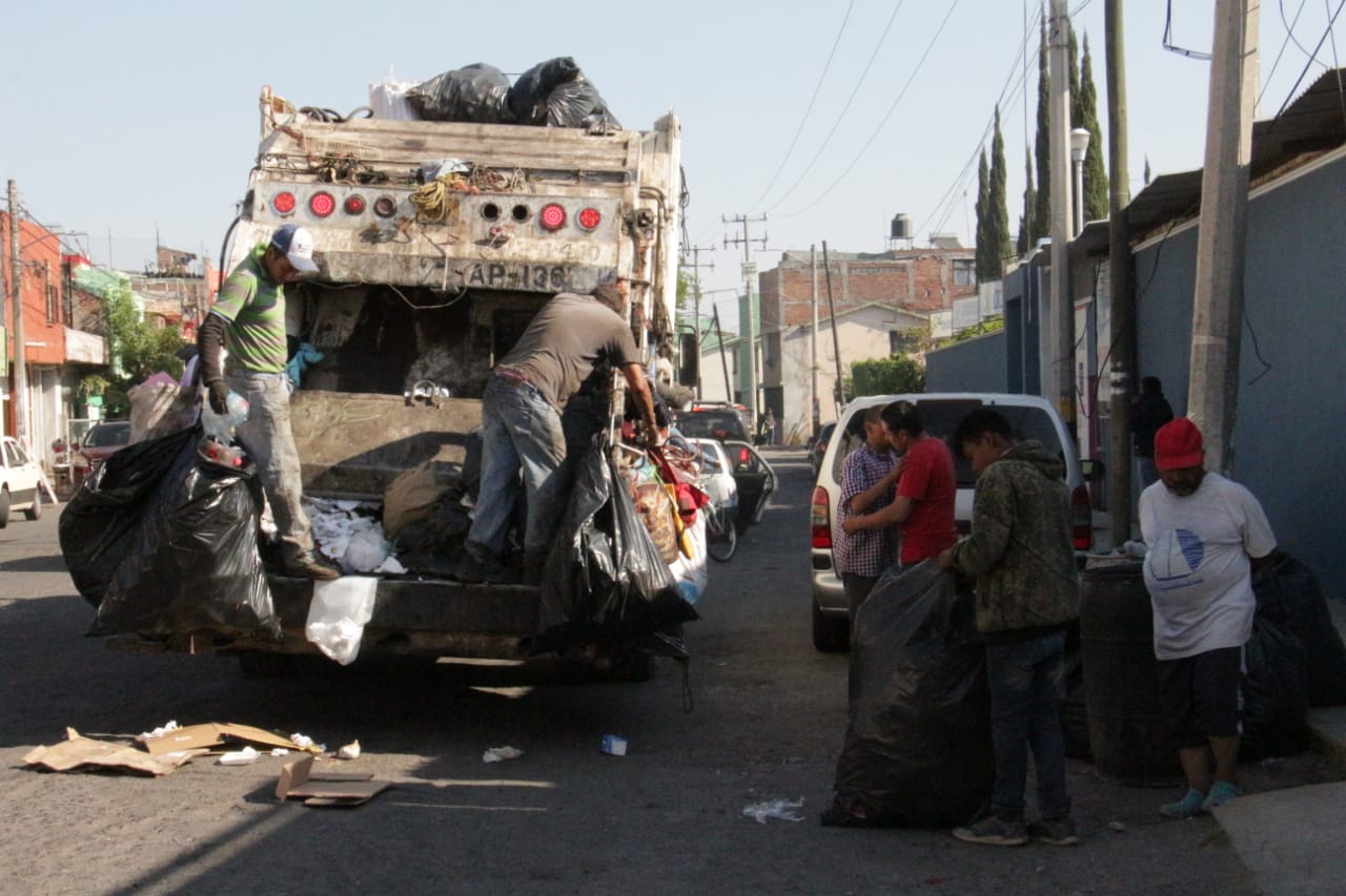 Van más de 12 toneladas de basura retiradas con descacharrizaciones en colonias